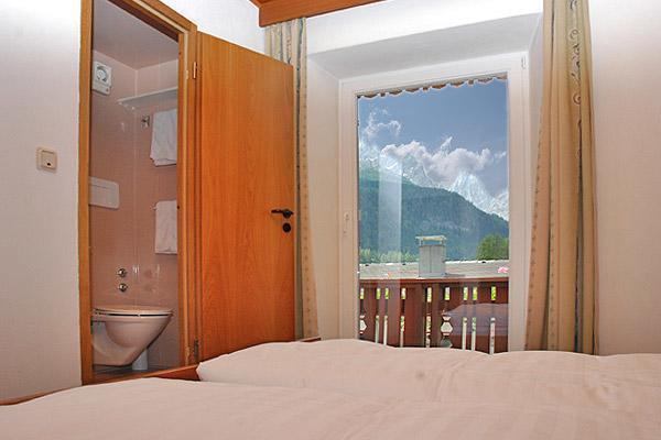 Garni La Rondine Hotel เซลวา ดิ กาโดเร ภายนอก รูปภาพ